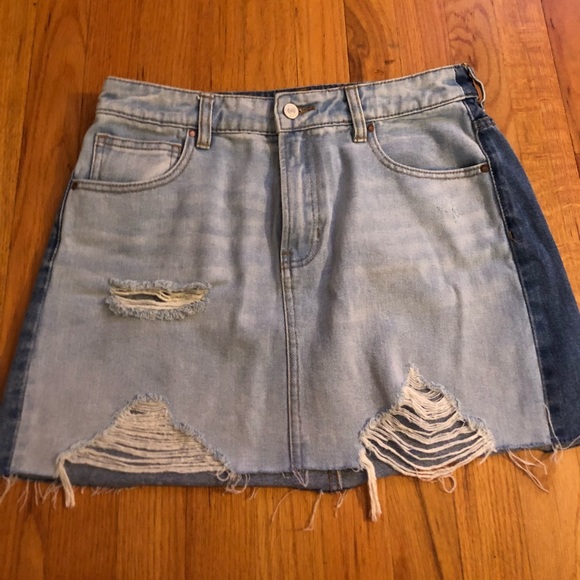 PacSun Dresses & Skirts - Pac Sun two toned denim skirt